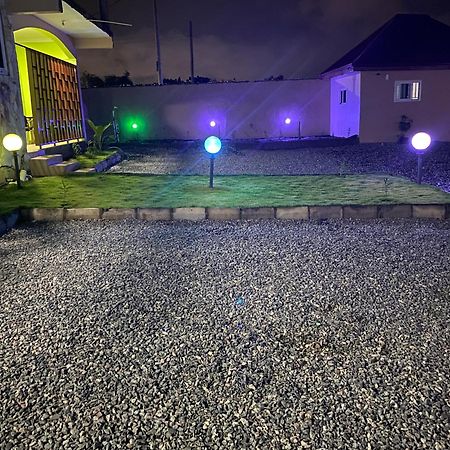 Oneworld Guesthouse & Events Centre Accra Buitenkant foto