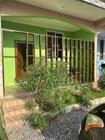 Oneworld Guesthouse & Events Centre Accra Buitenkant foto