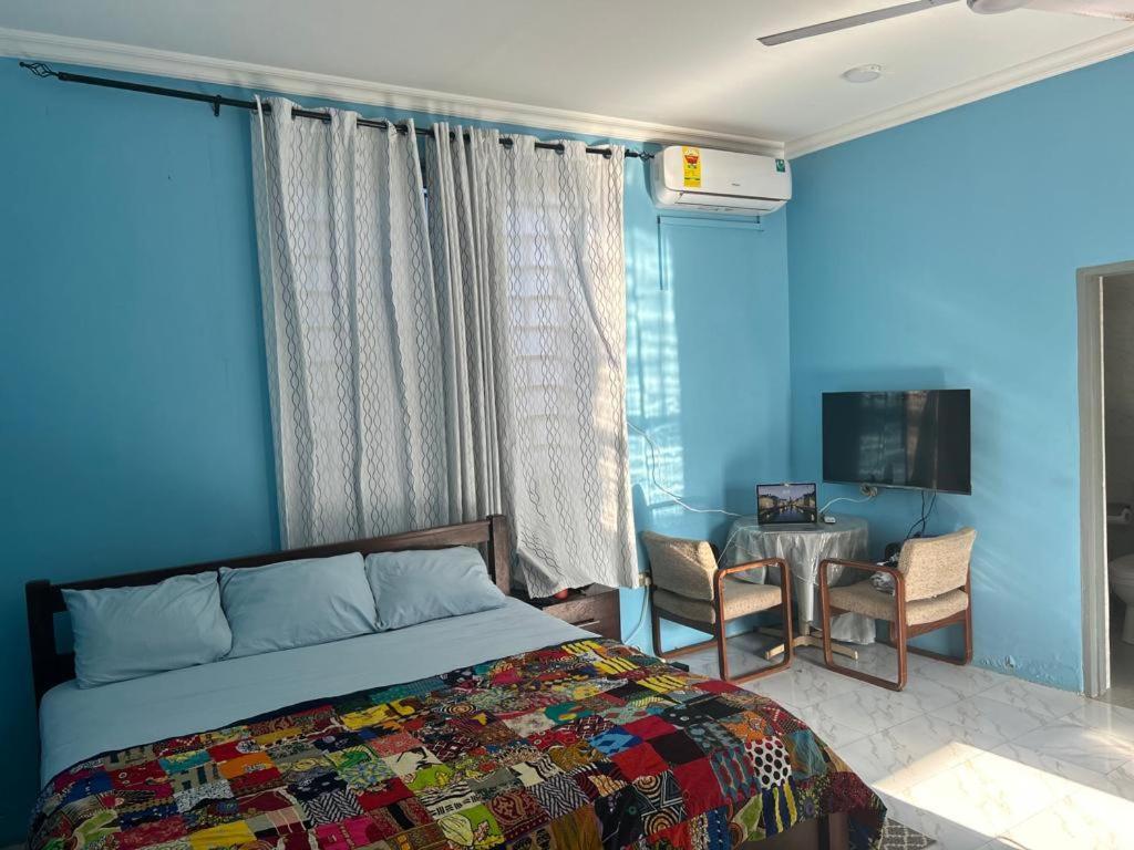 Oneworld Guesthouse & Events Centre Accra Buitenkant foto